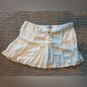 Abercrombie & Fitch Ivory Pleated Skater Skirt
